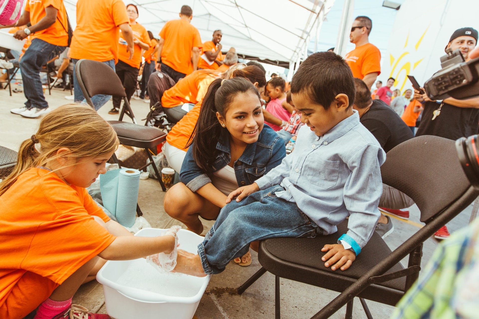 In Tijuana, Movement's own deliver shoes, seeds of hope